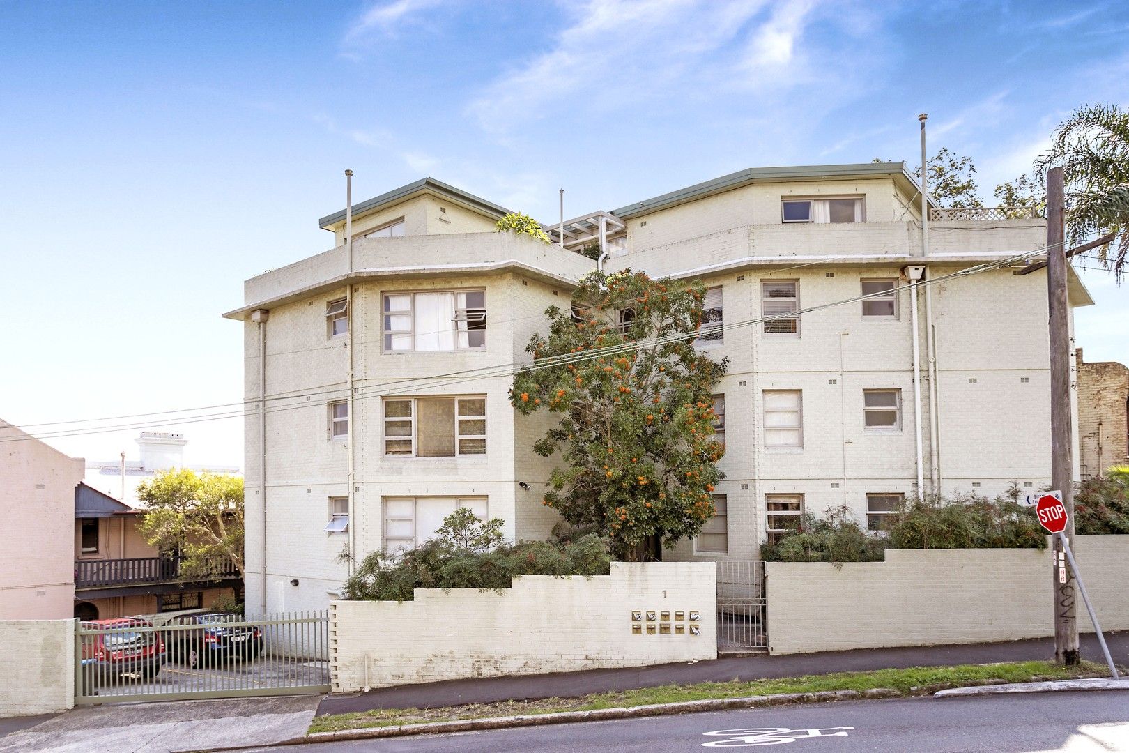 2 bedrooms Apartment / Unit / Flat in 3/1 Glassop Street BALMAIN NSW, 2041