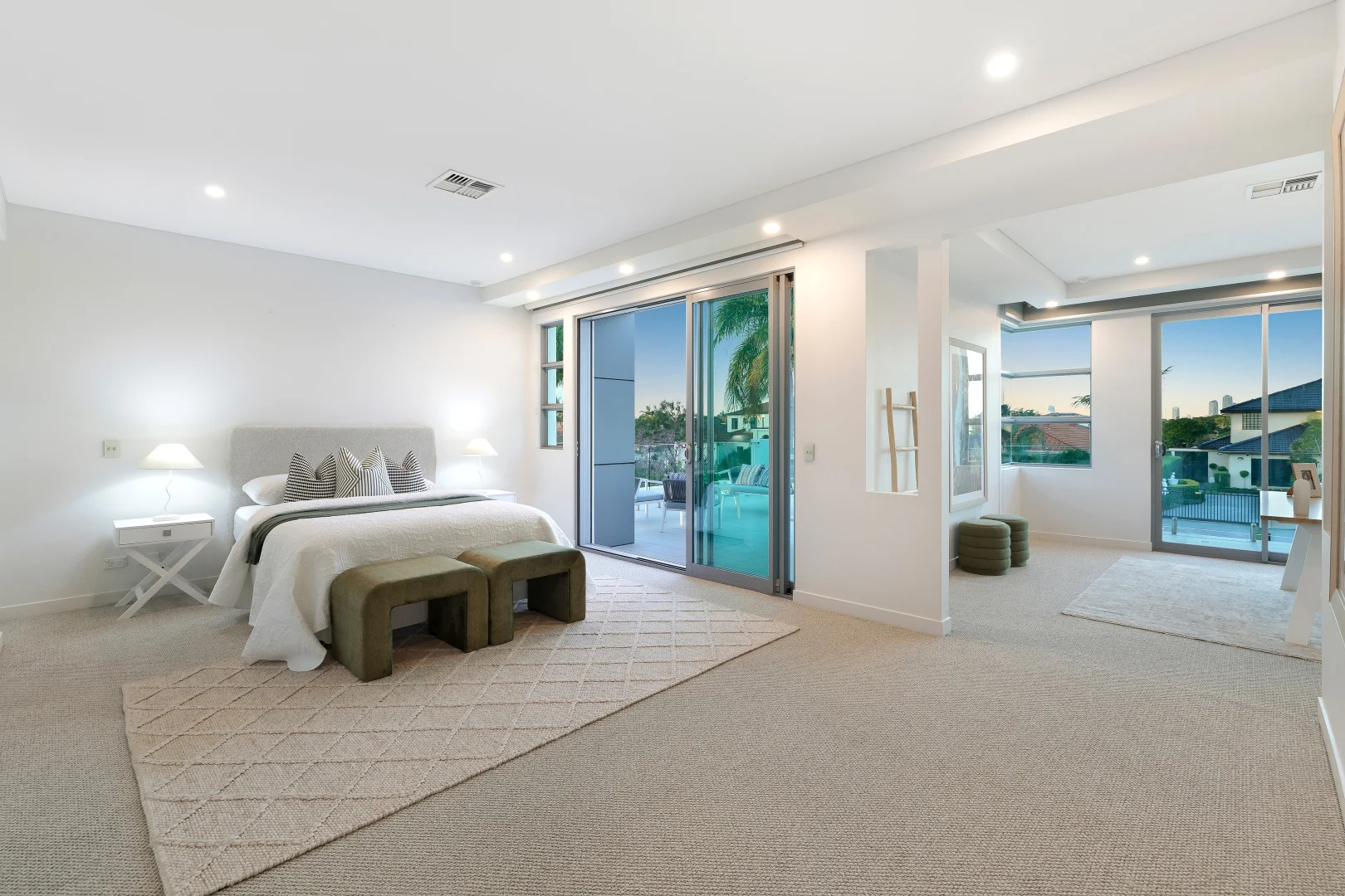 Additional image 26 of 57 Sir Bruce Small Boulevard, Benowa Waters QLD 4217