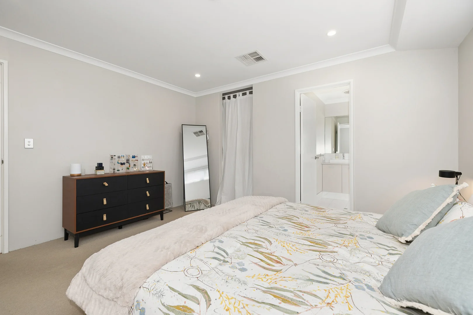 Additional image 15 of 4 Fernhill Promenade, Harrisdale WA 6112