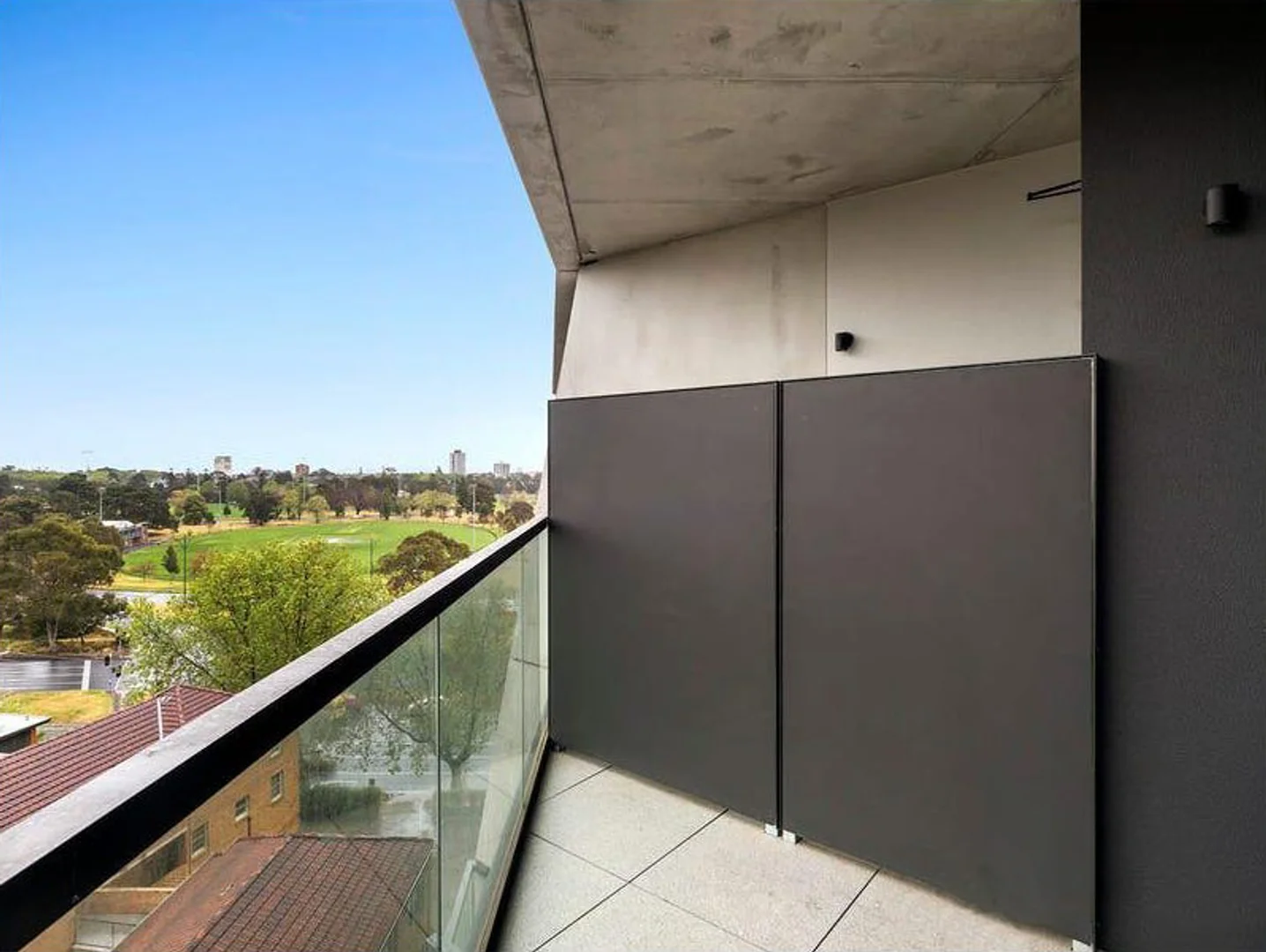 Additional image 3 of 1006/77 Queens Road, Melbourne VIC 3004