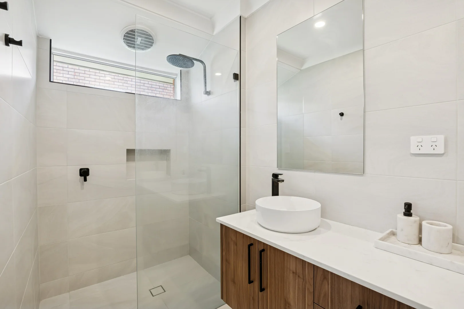 Additional image 12 of 15 Clinton Street, Kingsley WA 6026