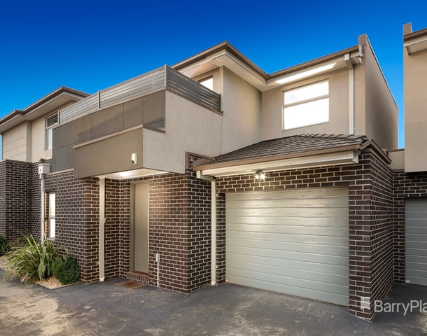 2/11 Lex Grove, Oak Park VIC 3046