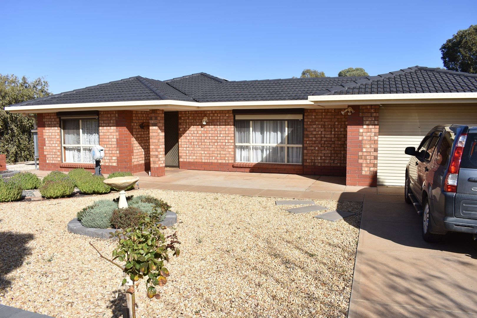 38 Sixth Street, Loxton SA 5333, Image 0