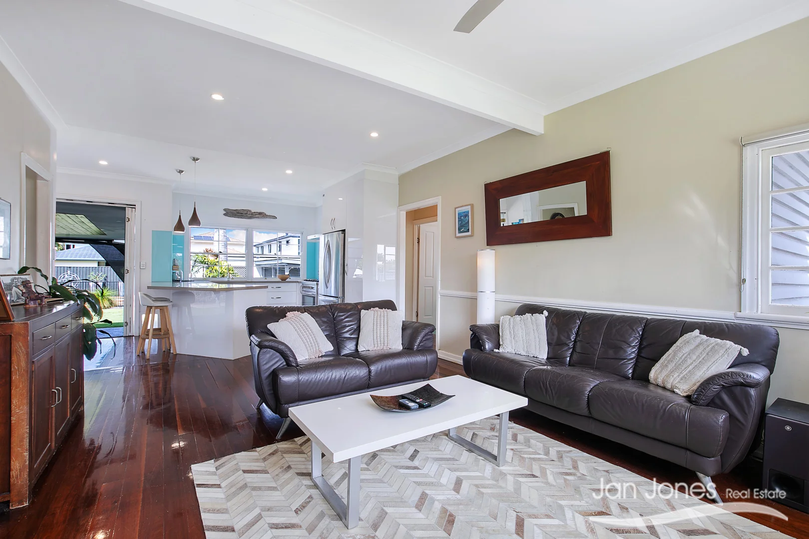 Additional image 4 of 107 Eversleigh Road, Scarborough QLD 4020