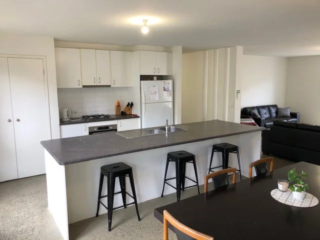 Additional image 3 of Room 4, 93 Fogarty Ave, Highton VIC 3216