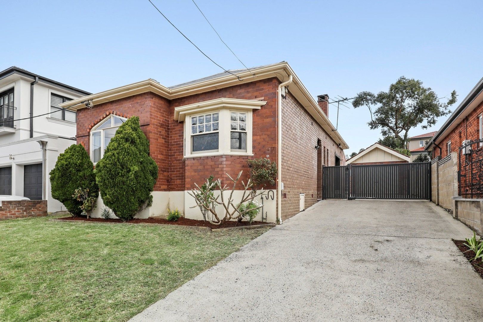 17 Robert Avenue, Russell Lea NSW 2046, Image 0