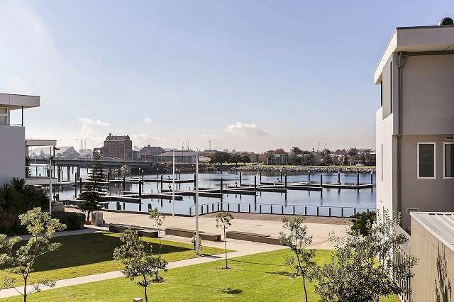 209 The Sails, New Port SA 5015, Image 0