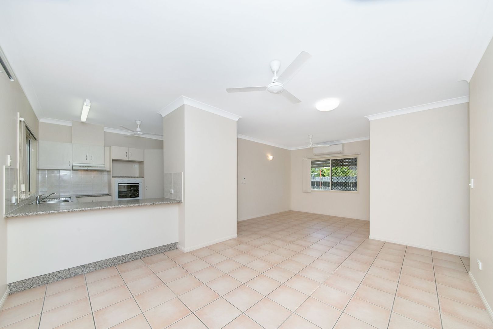 16 Fortunia Lane, Kirwan QLD 4817, Image 1