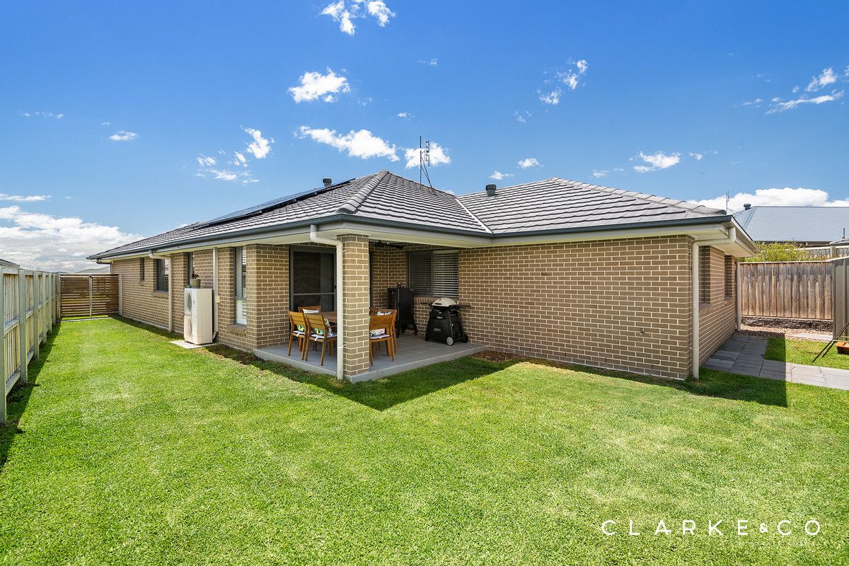 12 Treadwell Street, Thornton NSW 2322, Image 1