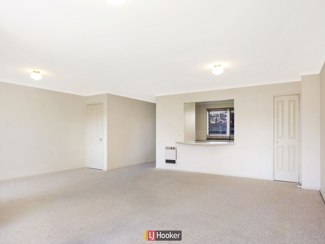 2/30 Lyttleton Crescent, Cook ACT 2614, Image 1