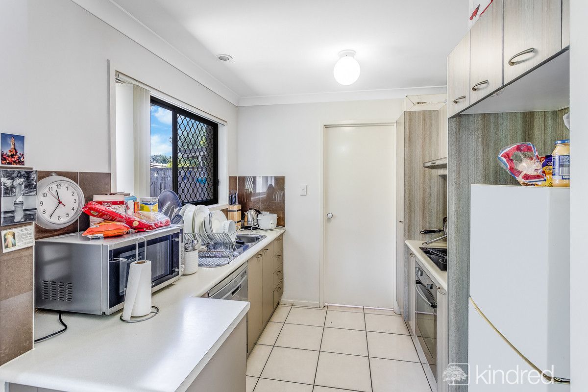 6/5 Cotterell Road, Kallangur QLD 4503, Image 2