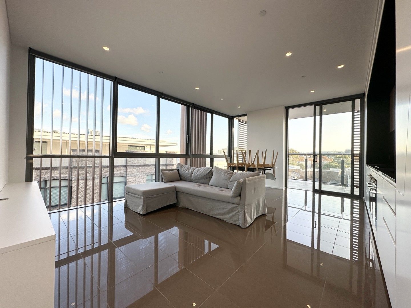 2 bedrooms Apartment / Unit / Flat in 402/81 O'Connor St CHIPPENDALE NSW, 2008