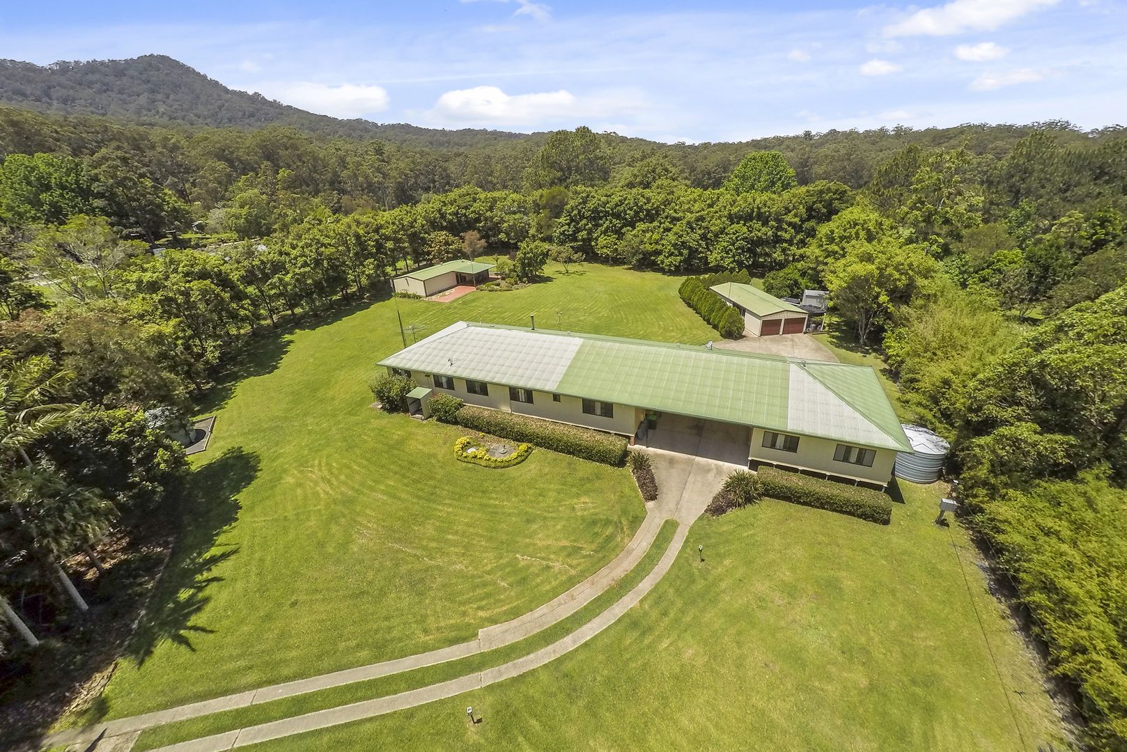 32 Priory Parade, Valla NSW 2448