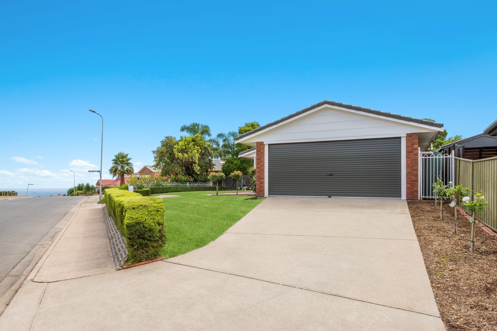 30 Fairhill Street, Hallett Cove SA 5158, Image 2