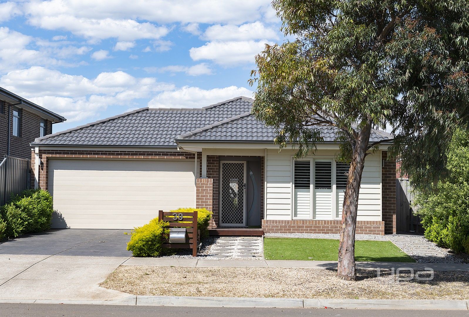 3 bedrooms House in 39 Aspire Boulevard FRASER RISE VIC, 3336