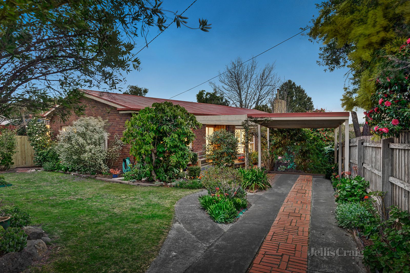 46 Outlook Road, Mount Waverley VIC 3149, Image 0