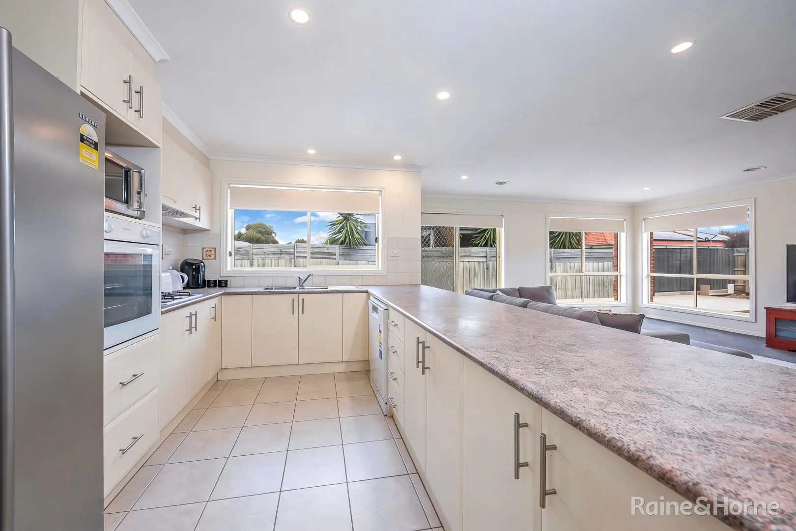 Additional image 4 of 4 Lindwall Street, Sunbury VIC 3429