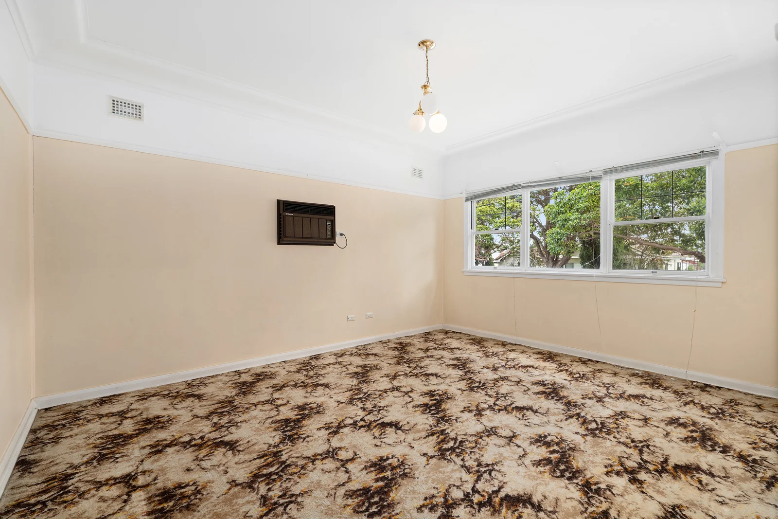 Additional image 4 of 19 Parmal Avenue, Padstow NSW 2211