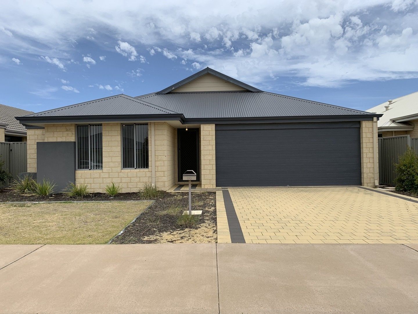 4 bedrooms House in 80 Weewar Circuit SOUTH YUNDERUP WA, 6208