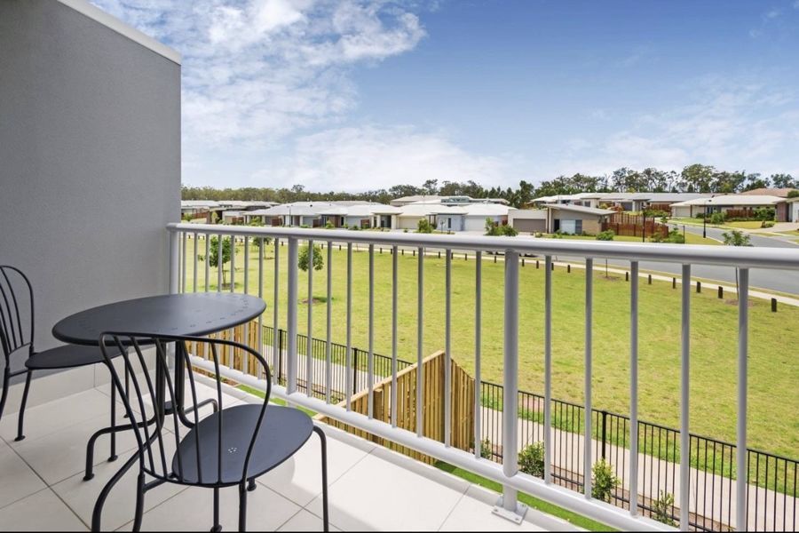 3 bedrooms House in 4/16 Bottle Brush Circuit COOMERA QLD, 4209
