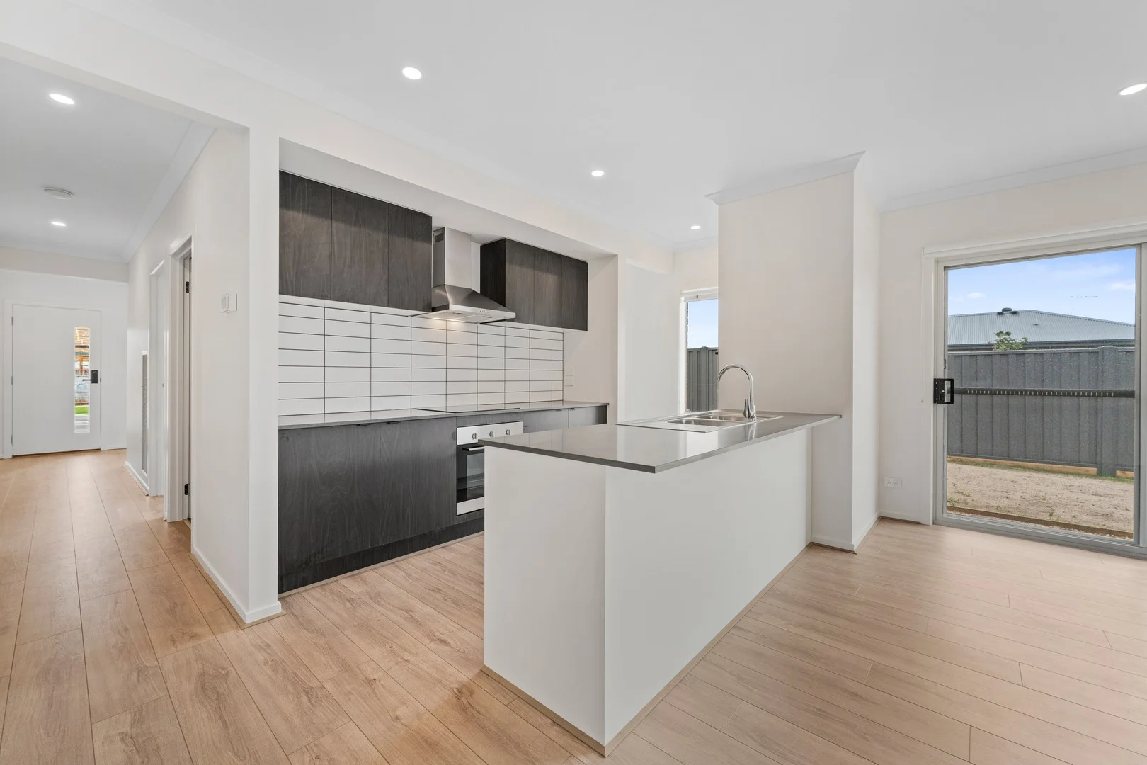 Primary image of 7 California Street, Clyde VIC 3978