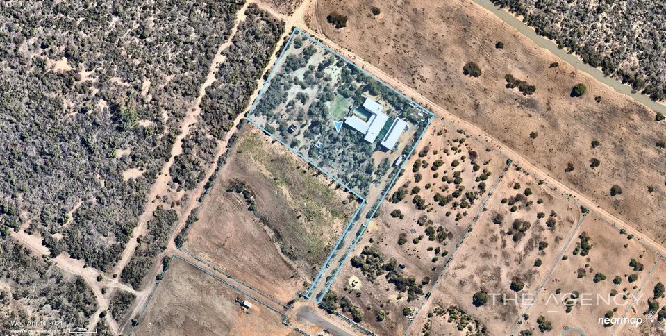Image 4