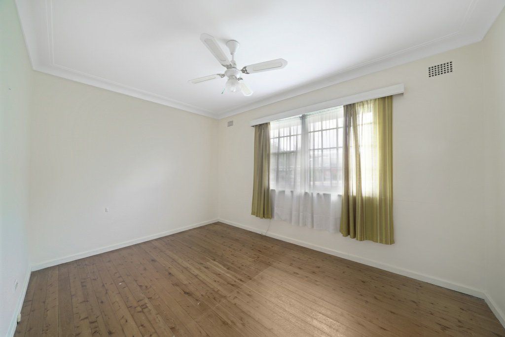 3 Old Menangle Road, Campbelltown NSW 2560, Image 2