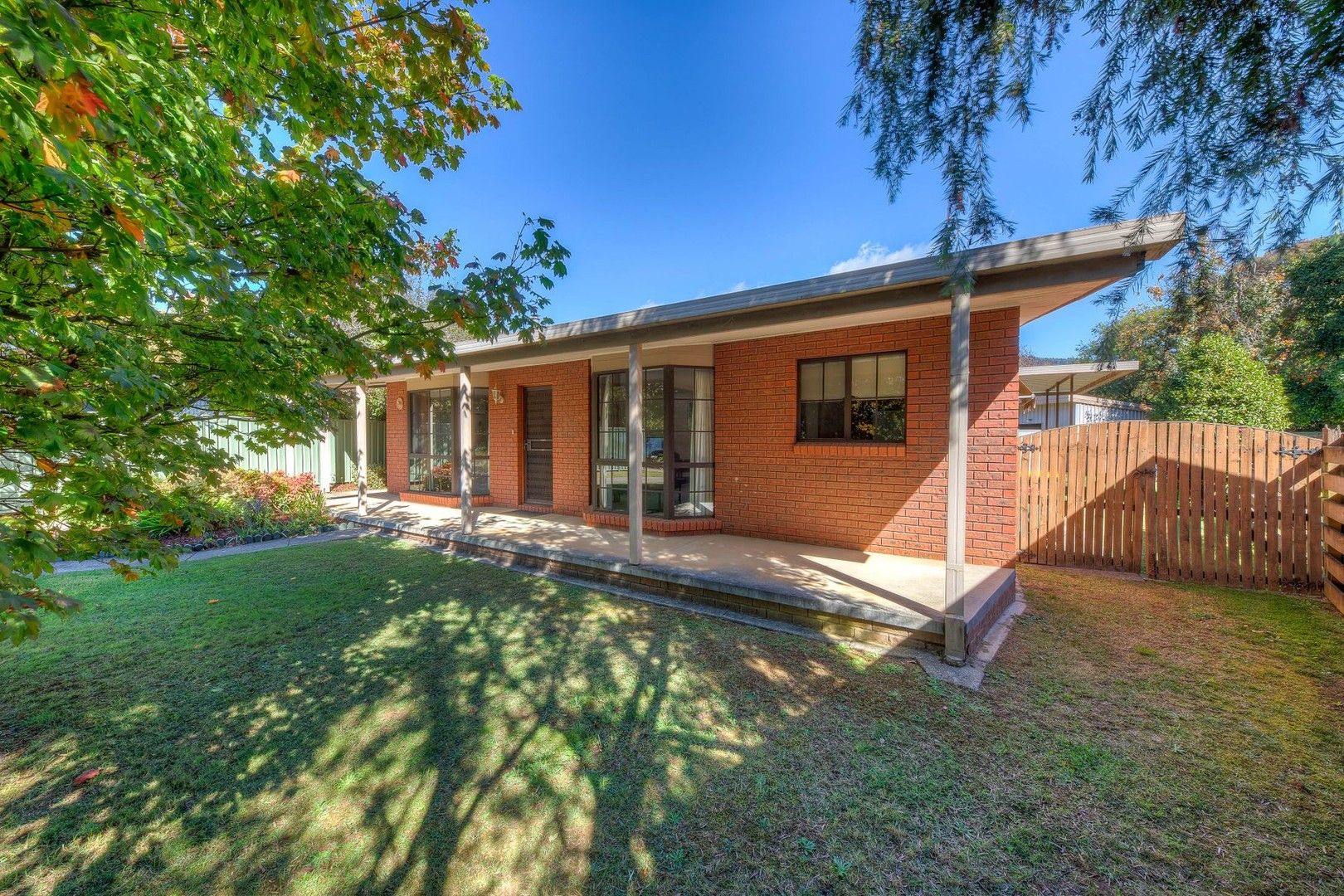 14 Halinka Court, Bright VIC 3741, Image 1