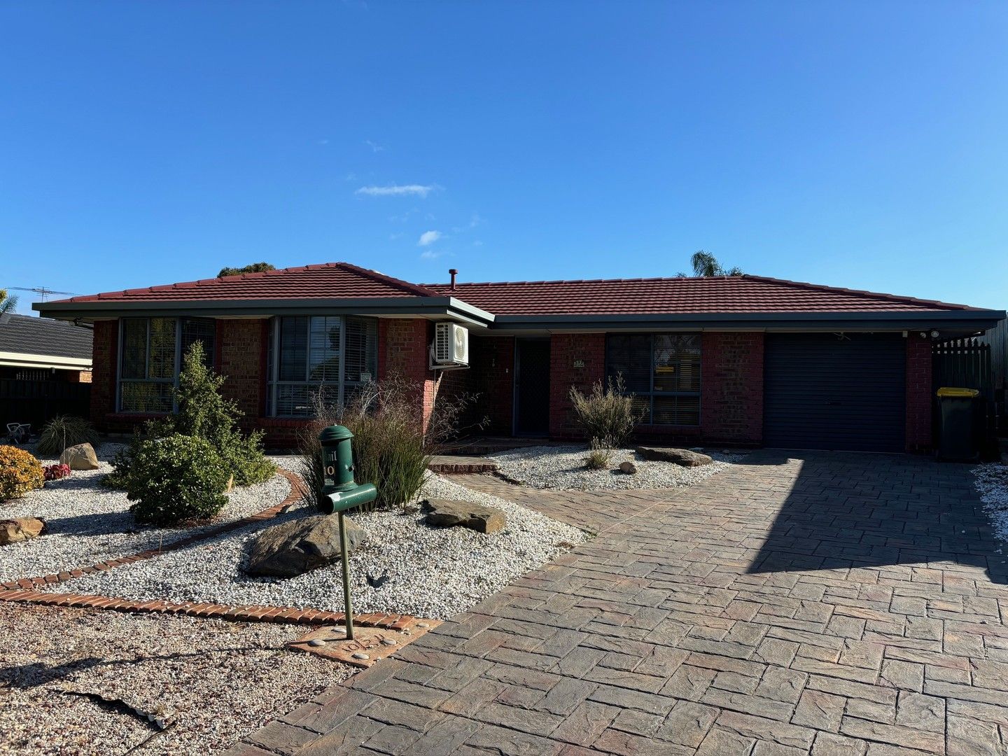 3 bedrooms House in 10 Cobblestone Close GULFVIEW HEIGHTS SA, 5096