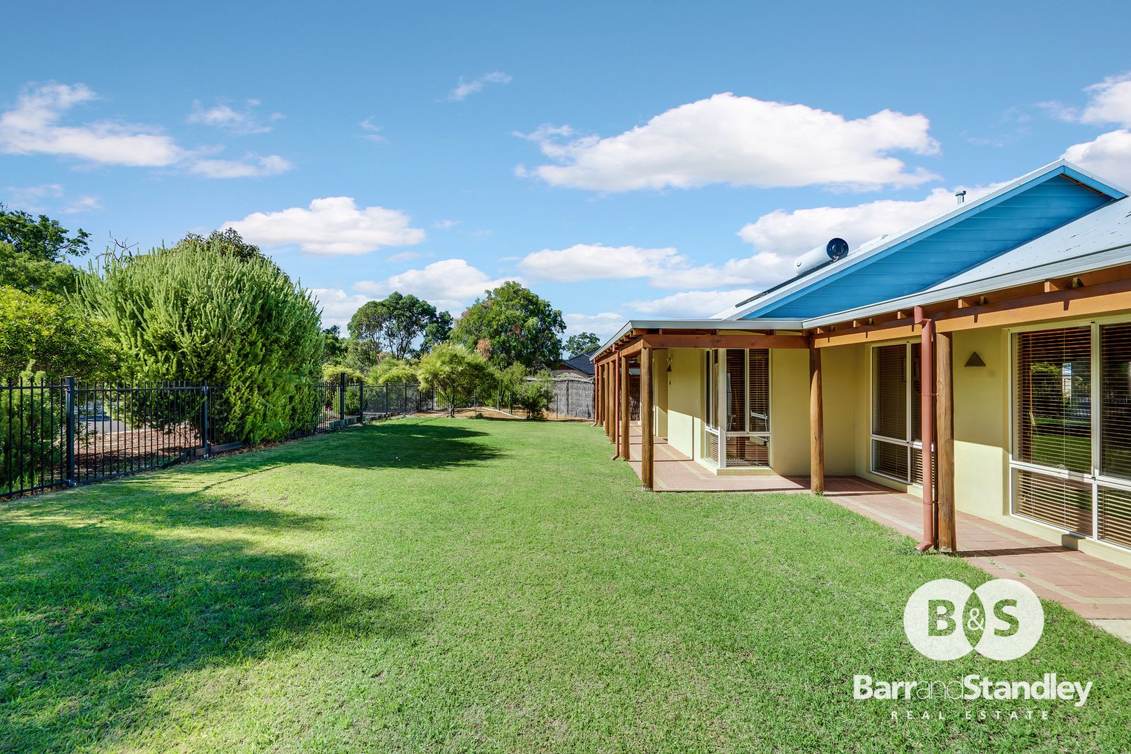 15 Hutt Drive, Dalyellup WA 6230, Image 2