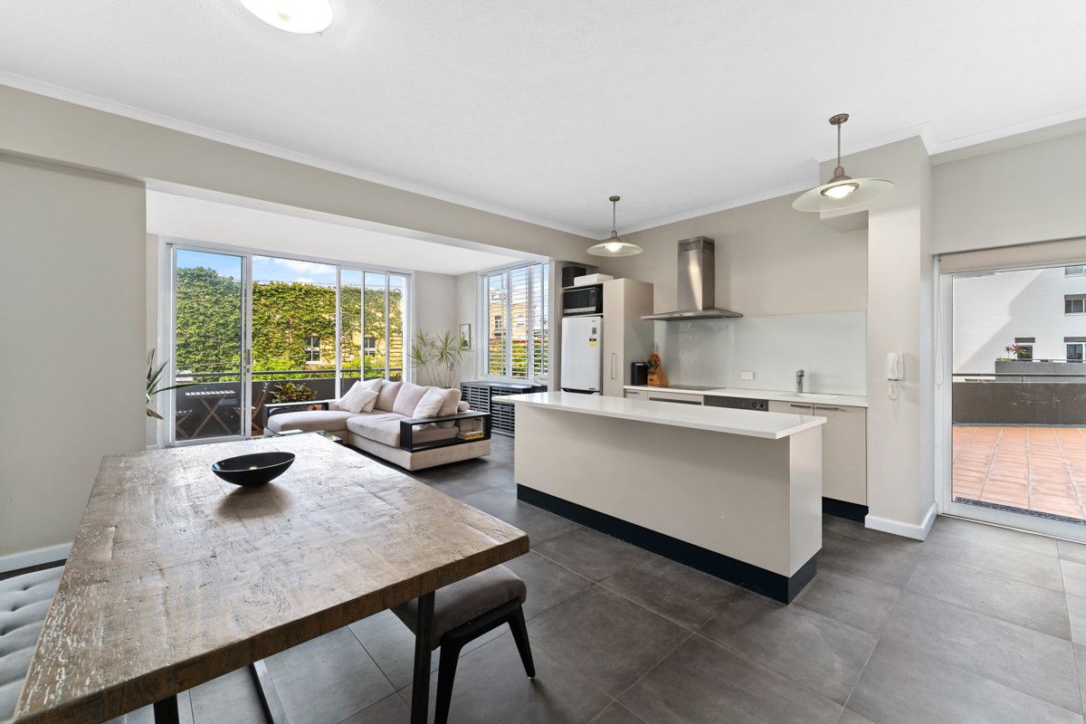 1 bedrooms Apartment / Unit / Flat in 6/46 Chermside Street TENERIFFE QLD, 4005