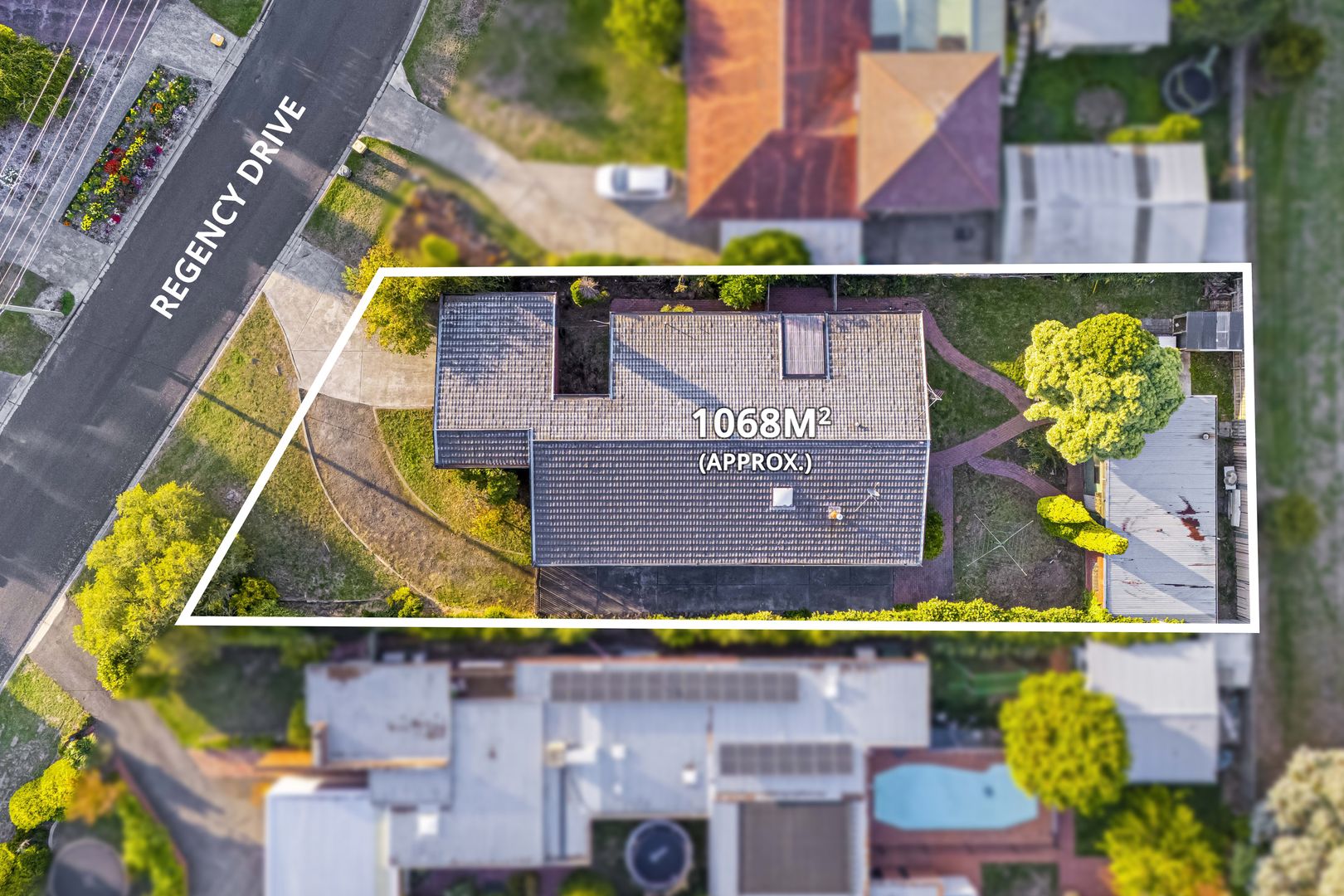 19 Regency Drive, Mount Clear VIC 3350, Image 1