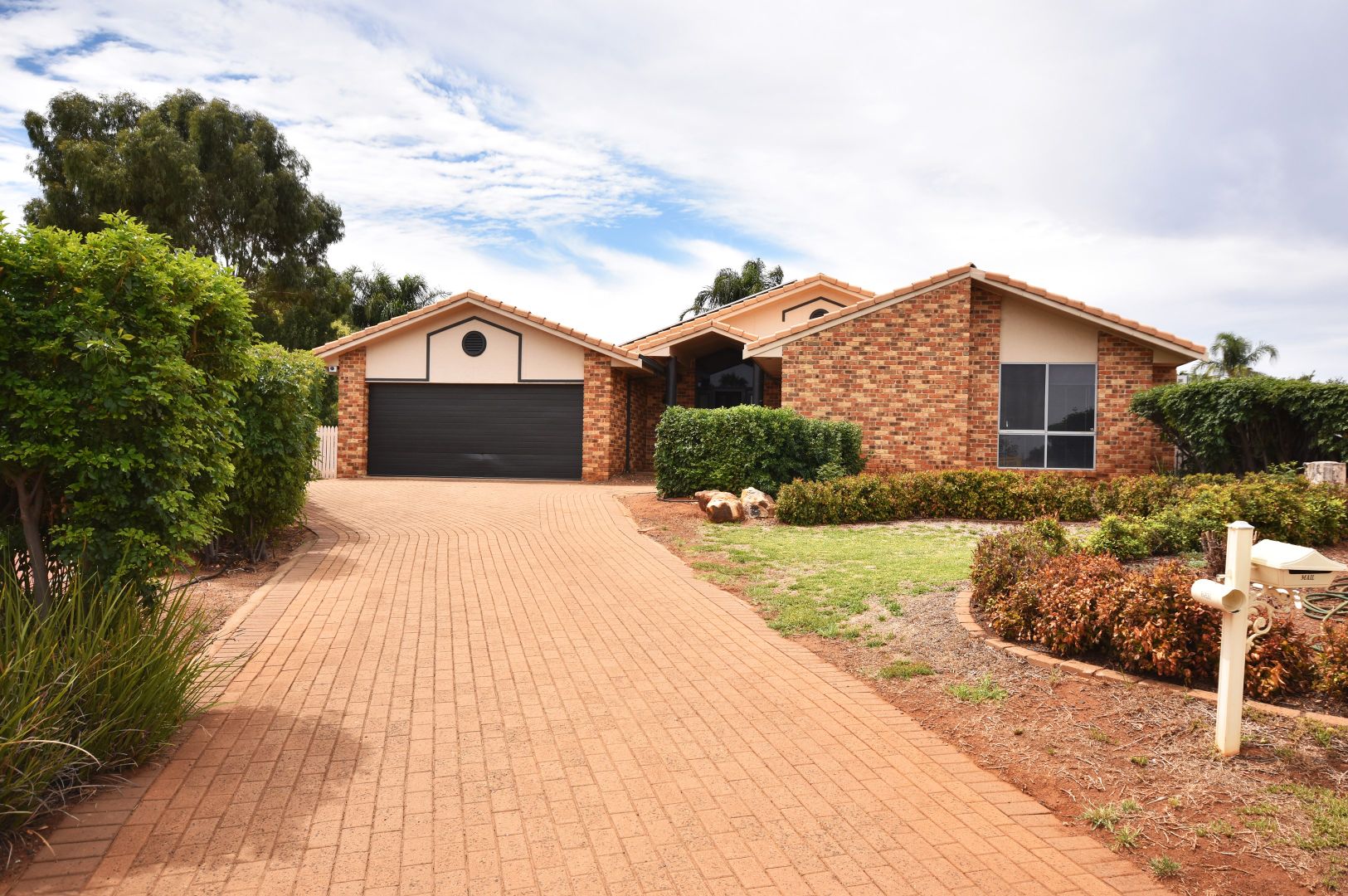 26 Ron Gordon Place, Dubbo NSW 2830