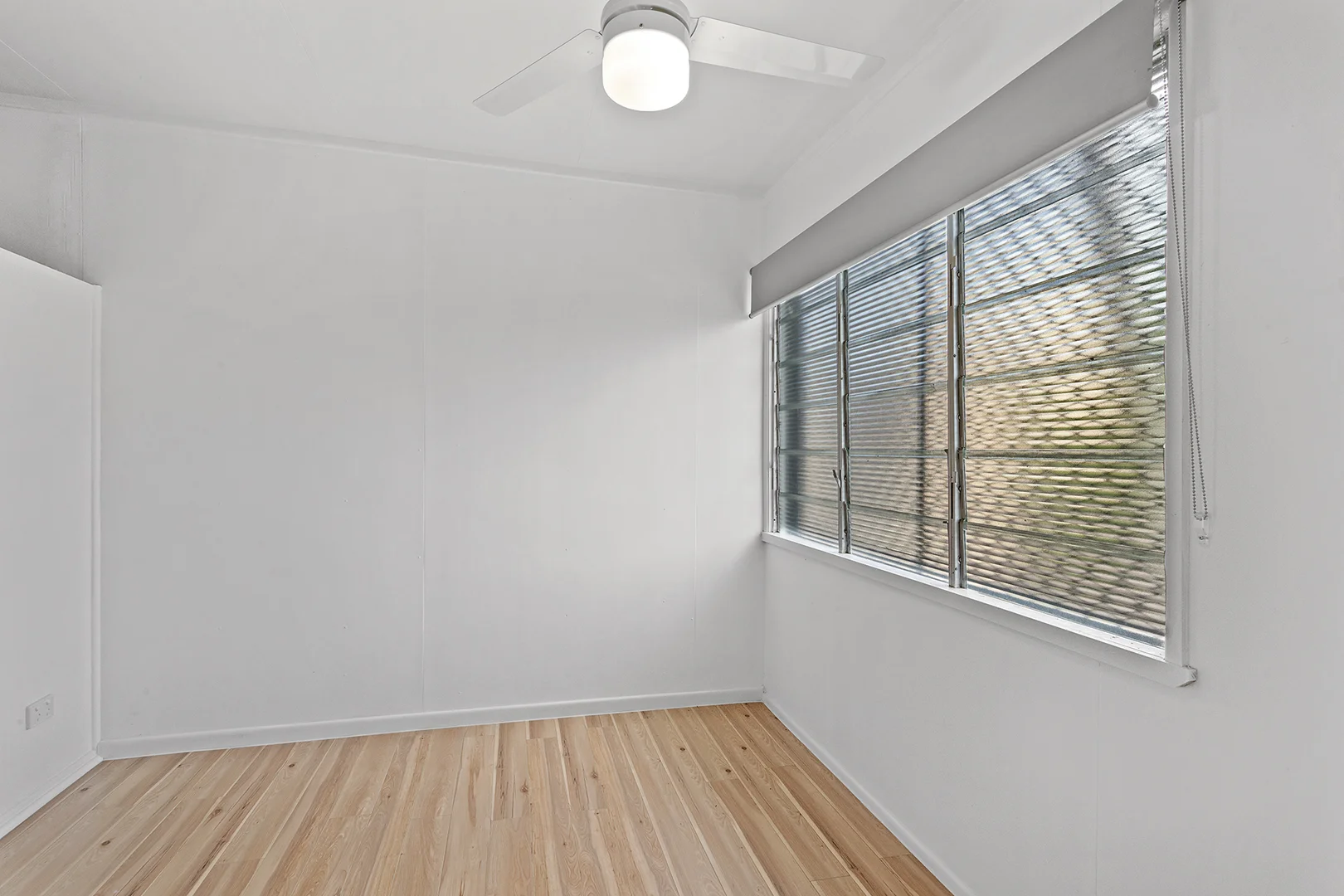 Additional image 10 of 4/40 Coral Esplanade, Cannonvale QLD 4802