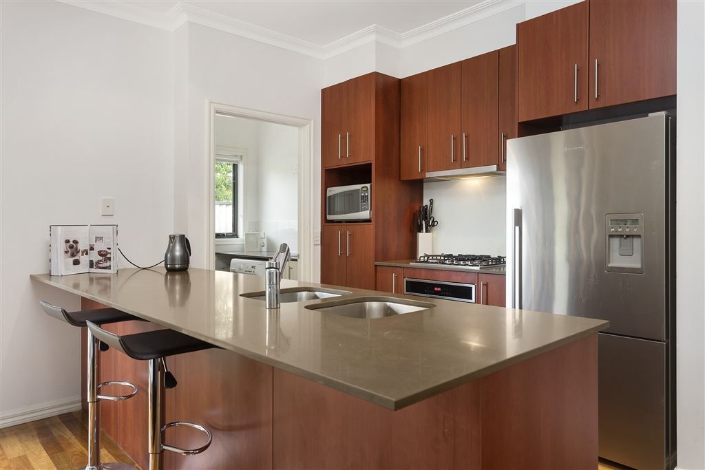 2/9 Second Street, Clayton South VIC 3169, Image 2