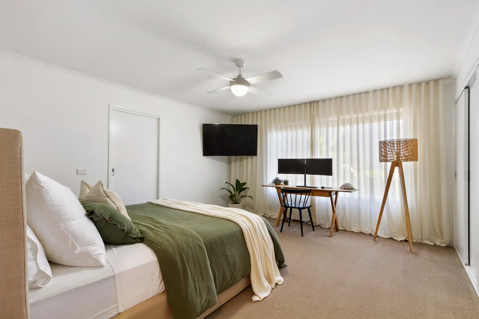 Additional image 12 of 19 West Cres, Lakes Entrance VIC 3909