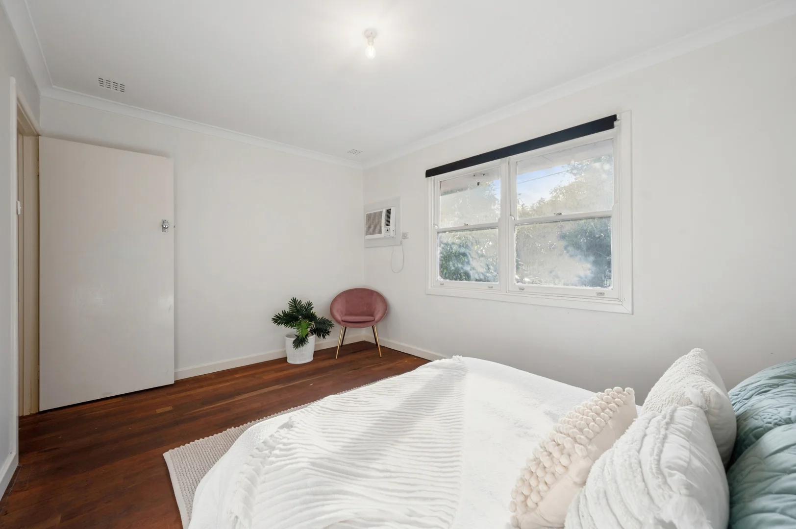 Additional image 19 of 20 Longhurst Way, Queens Park WA 6107