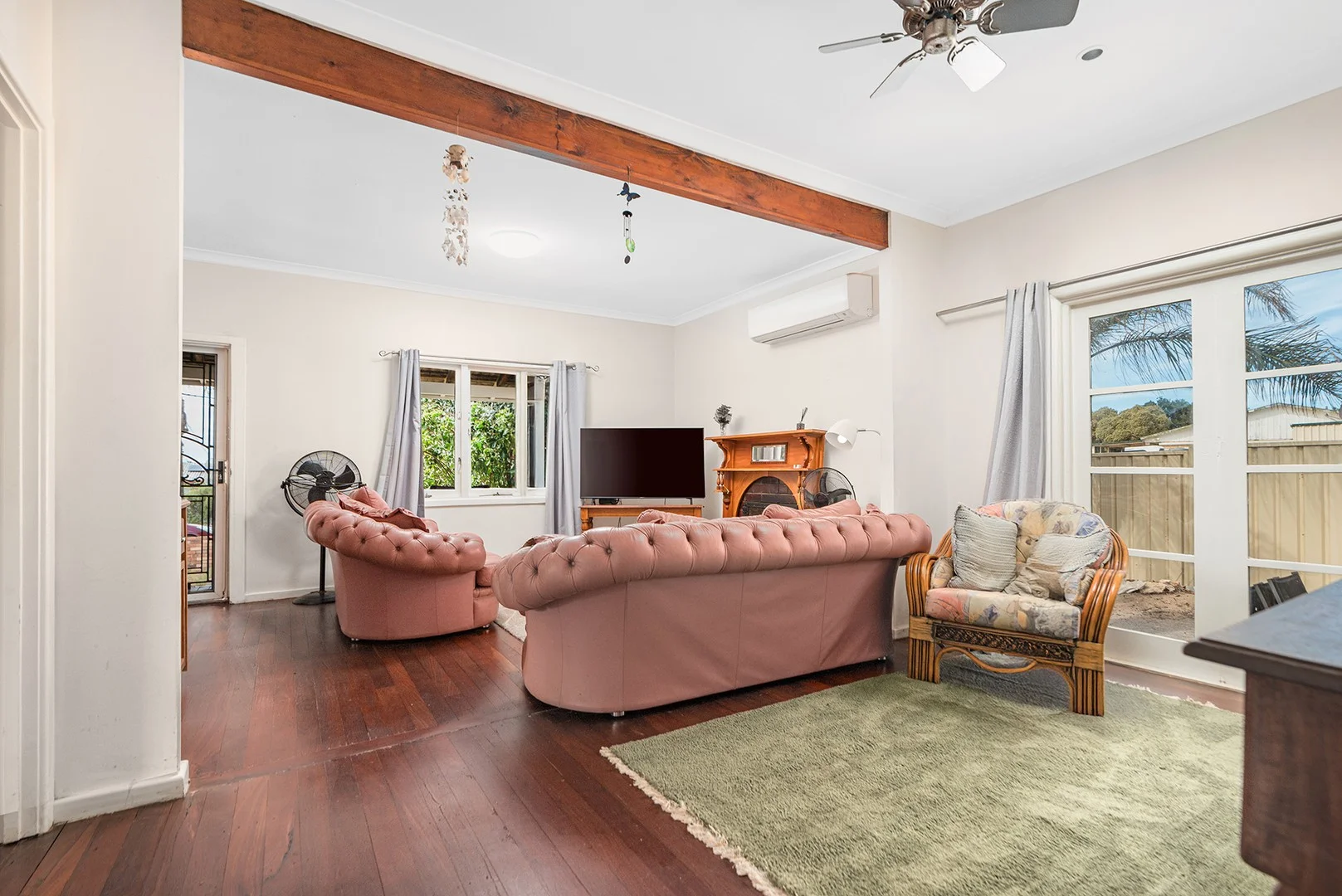 16 Compton Street, Rangeway WA 6530