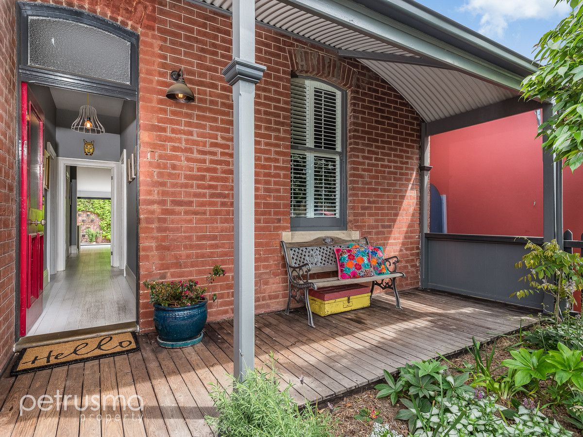 2/26 Carr Street, North Hobart Property History & Address Research