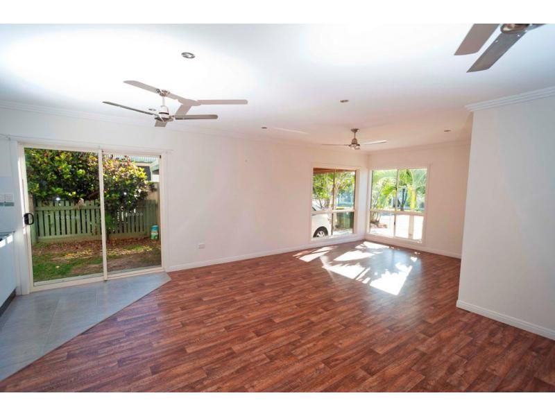 36A McKillop St, Belgian Gardens QLD 4810, Image 2