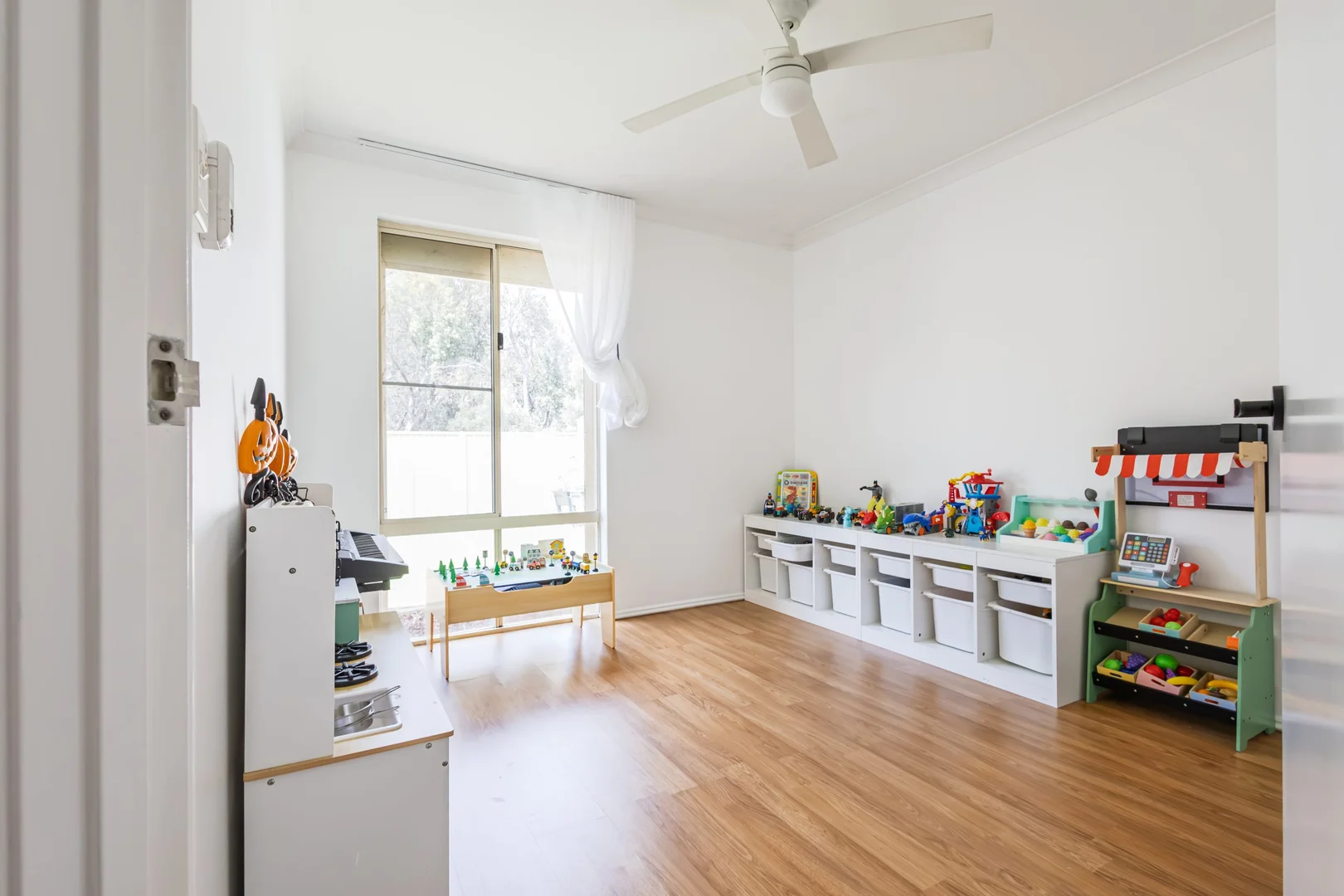 9 Firethorn, Eaton WA 6232 | Domain