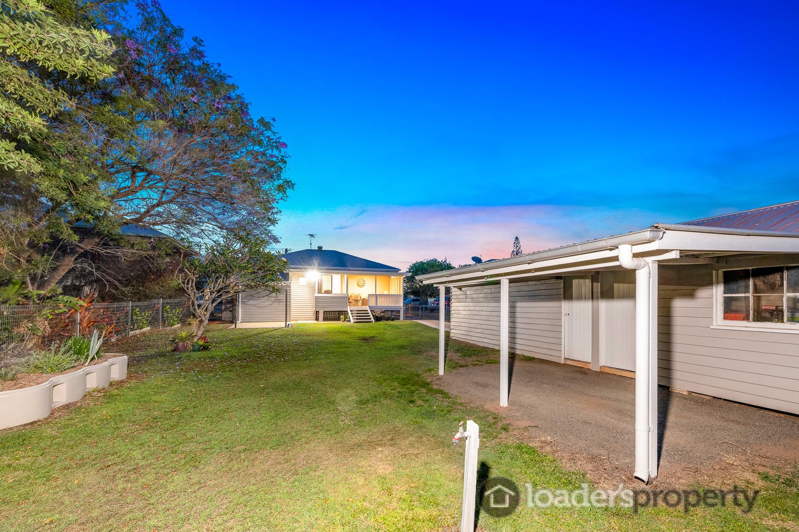 16 Coomber St, Svensson Heights QLD 4670, Image 2