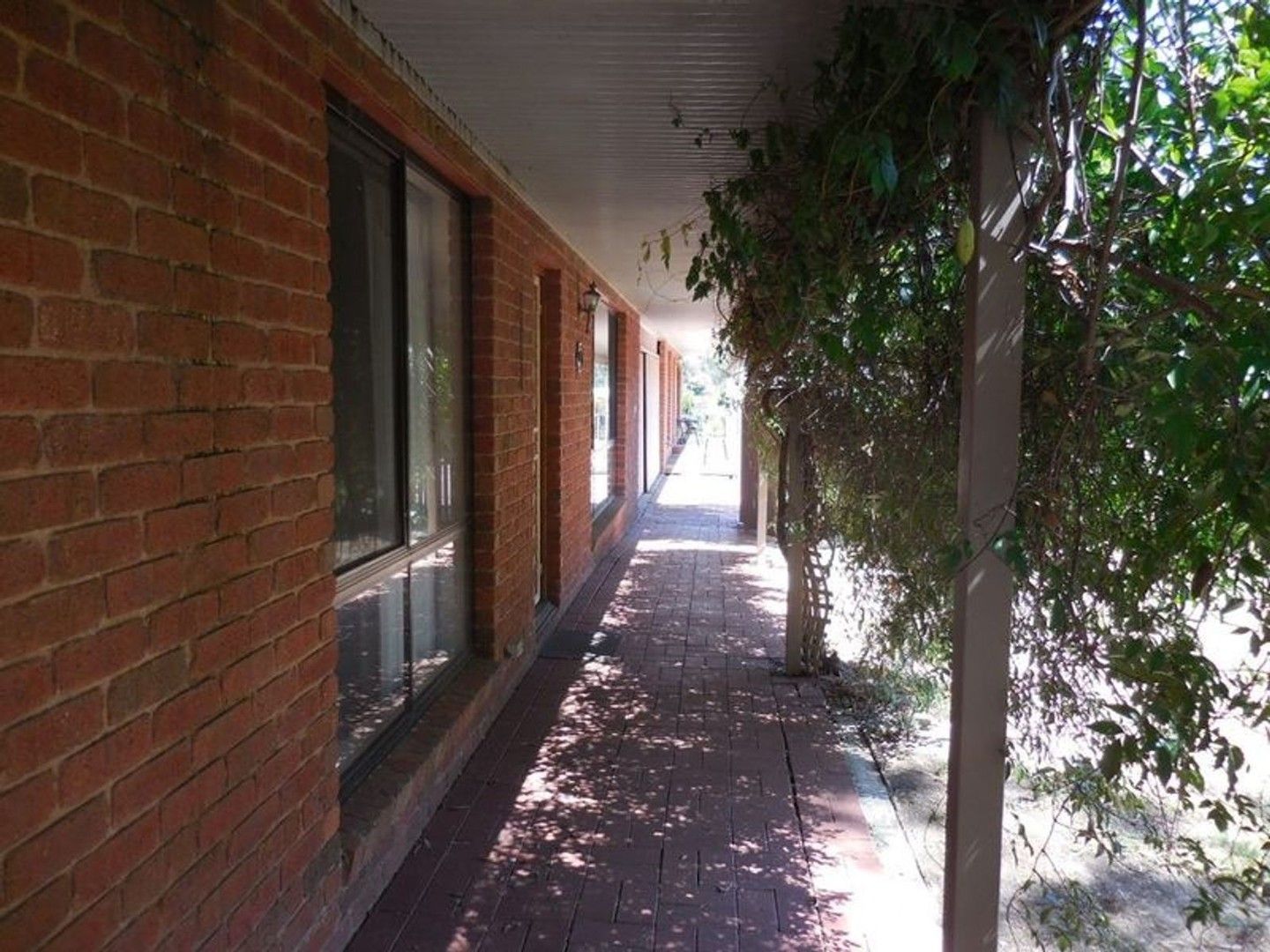 3 bedrooms House in 2/10 Pearce Street CALIFORNIA GULLY VIC, 3556