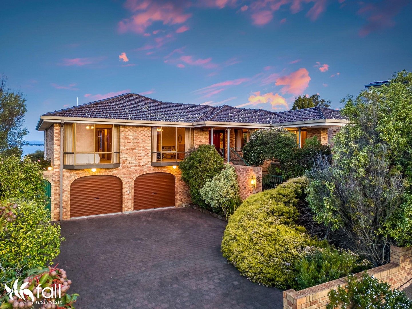 3 bedrooms House in 22 Flowerpot Crescent BLACKMANS BAY TAS, 7052