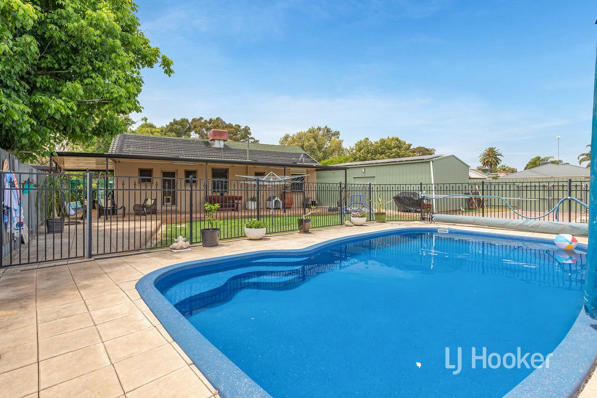 77 Forrestall Road, Elizabeth Downs SA 5113, Image 2