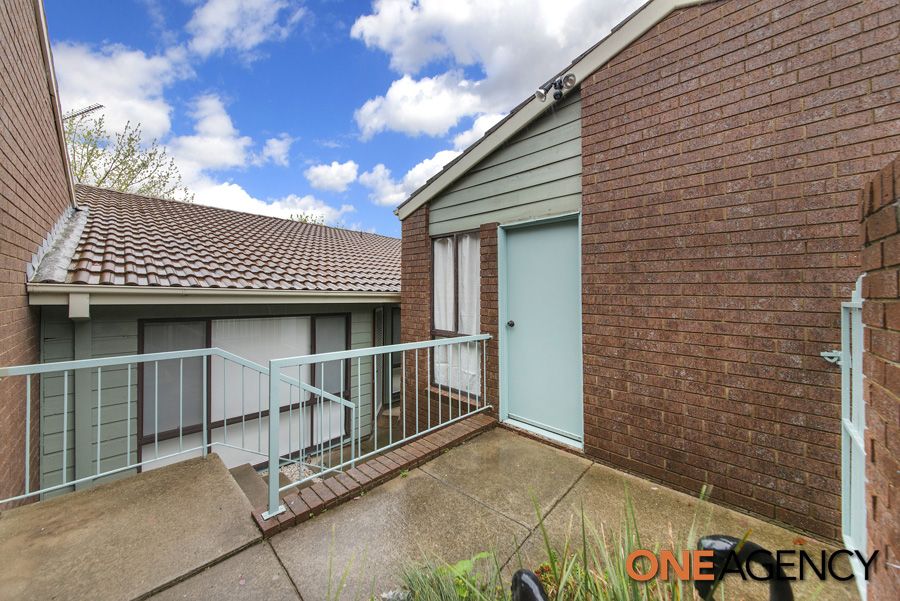 8/15 Mansfield Place, Phillip ACT 2606, Image 1