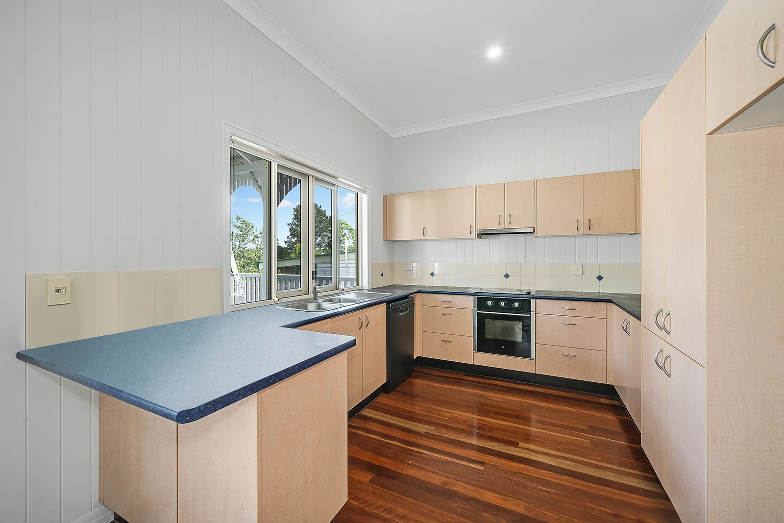 Additional image 4 of 18 Tingal Road, Wynnum QLD 4178