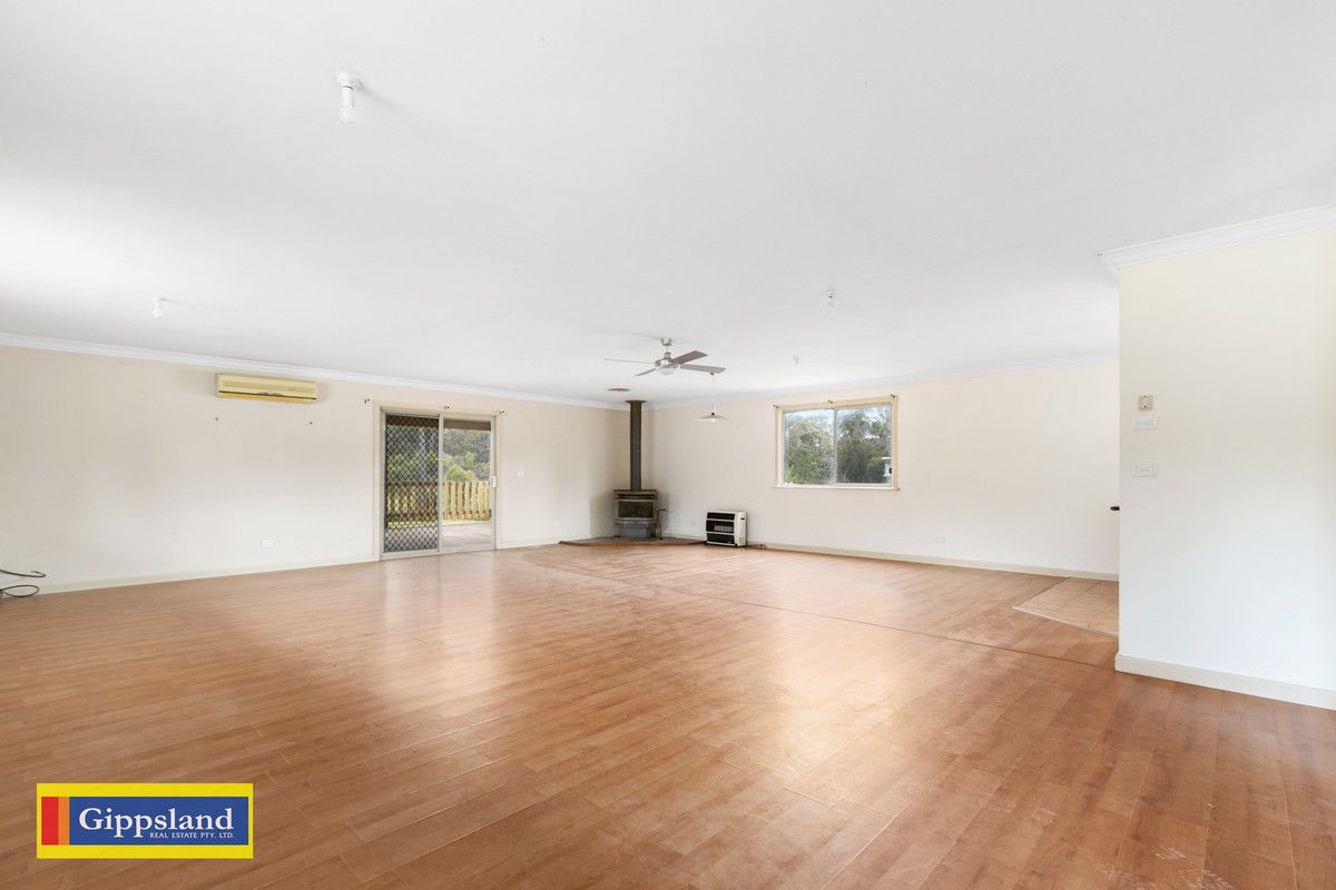 127 Elma Road, Glenmaggie VIC 3858, Image 2