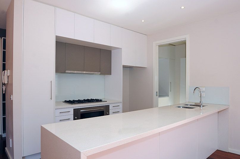 3 bedrooms Townhouse in 3/23 York Street GLEN WAVERLEY VIC, 3150