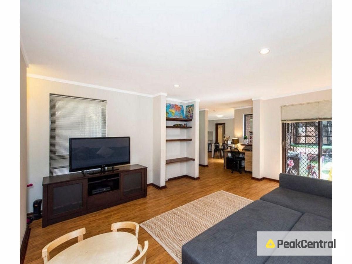 3 Hogarth Way, Bateman WA 6150 House For Rent 570 Domain